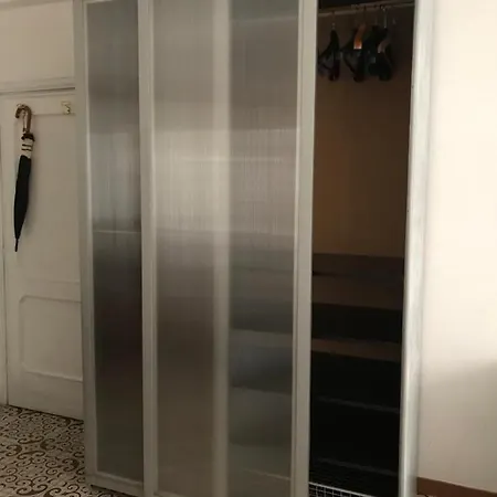 Homestay Private In Share Flat Good To Relax Rome